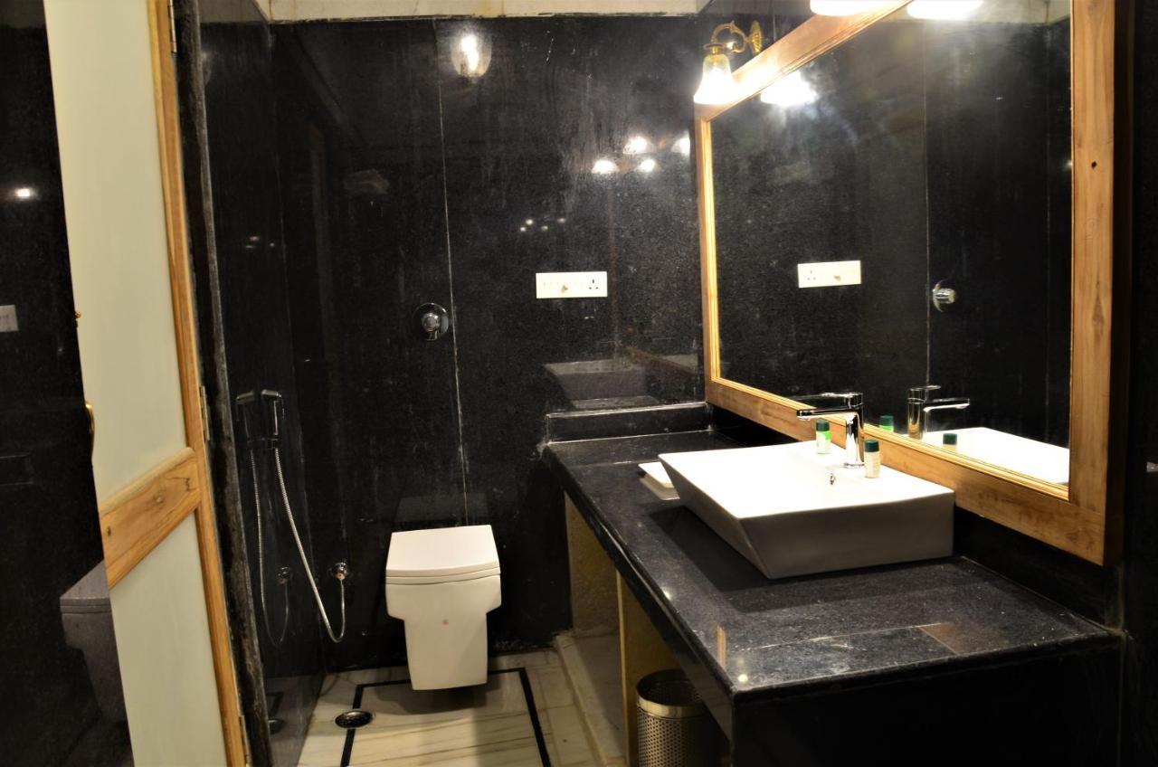 Hotel Dev Villa ไจซัลเมอร์ ภายนอก รูปภาพ