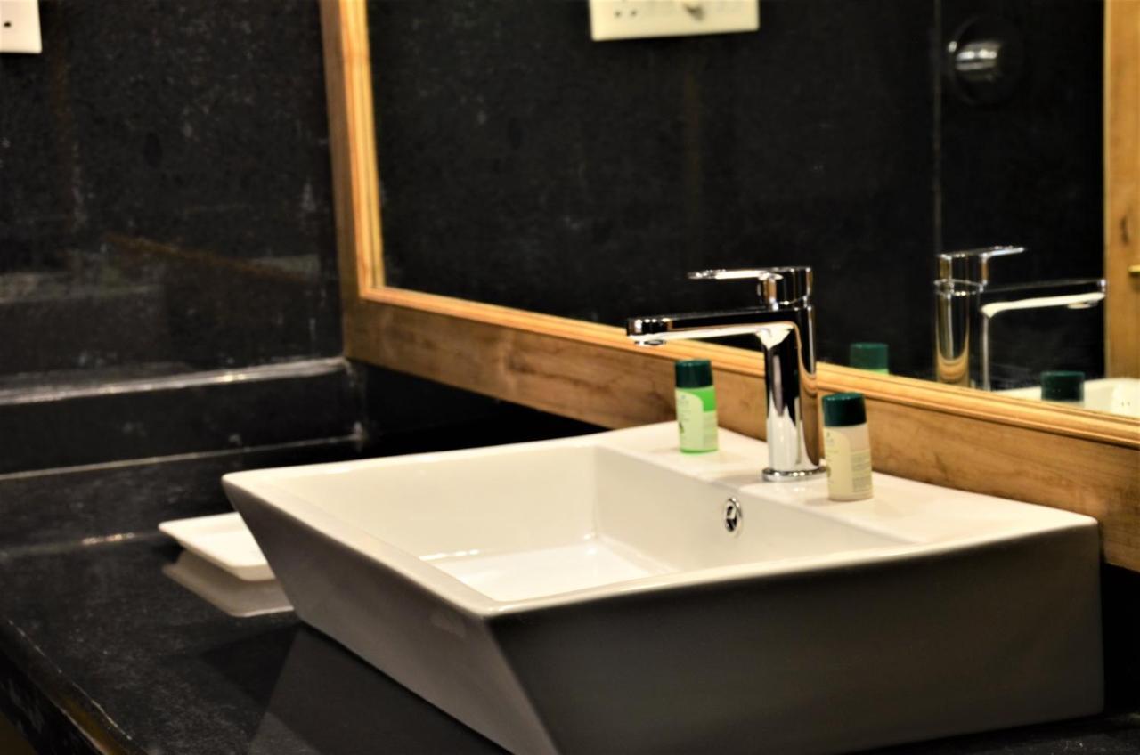 Hotel Dev Villa ไจซัลเมอร์ ภายนอก รูปภาพ